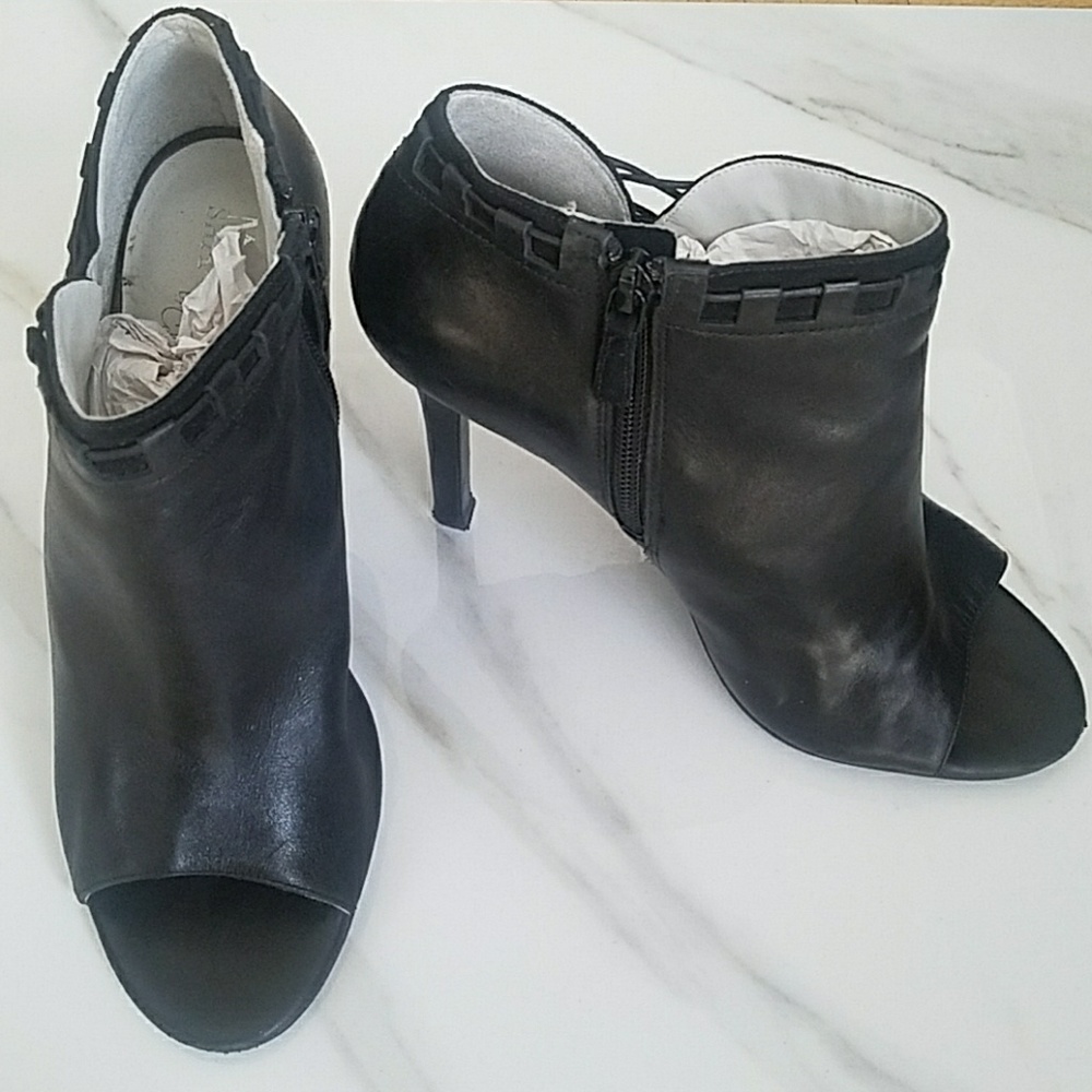 Maria Sharapova by Cole Haan Heels